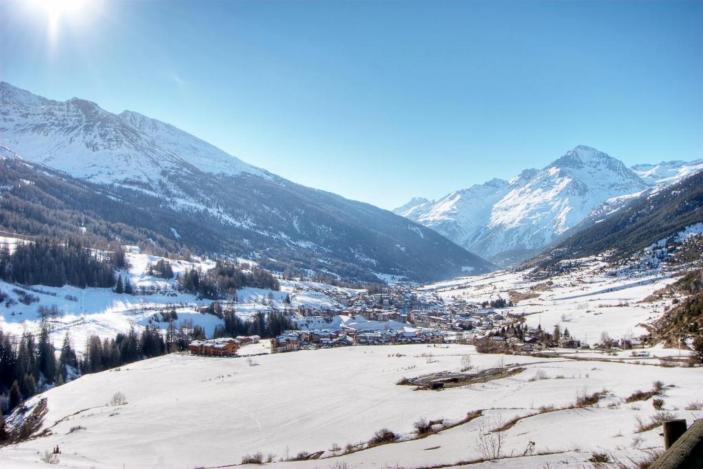 Residence Les Balcons De Val Cenis Le Haut Lanslevillard Buitenkant foto